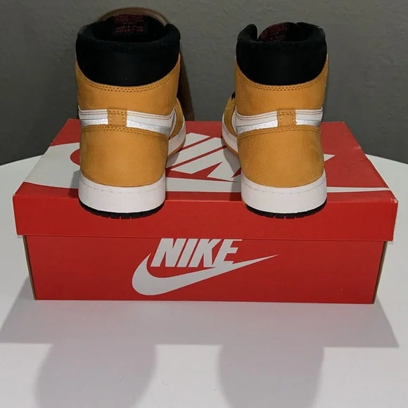 Jordan 1 Retro High Element Men’s Size 11 - Picture 5 of 8
